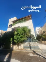  11 بيت مستقل في منطقه طبربور قرب دوار المشاغل اسكان القوات المسلحة