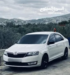  2 سكودا رابيد 2013 السياره بصلاه عنبي