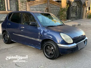  5 دايهاتسو سيريون 2001