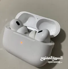  7 سماعات (  AirPods Pro 2 ) آخر إصدار لسماعات الآيفون مستعمله م يقارب ( 6 ) شهور