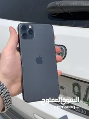  17 ايفون 11 برو ماكس 256 جيجا بطارية 100٪؜ نموذج M مغير بطارية فقط مش مغير فيه اي اشي ثاني ومساحة 256