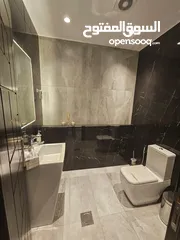  5 للايجار السنوي فقط شقة مودرن مع تراس modern apartment with terrace