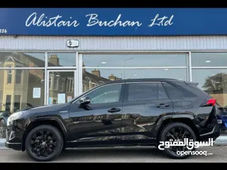  4 2023 إضافات كاملة مع فتحة سقف Toyota rav4  دفع رباعي