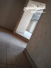  3 معرض للايجار في الجاردنز