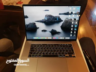  1 Mac book pro touch bar 16 inch 2019