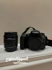  1 كاميرا canon 77D