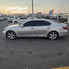  5 لكزس LS460Li موديل 2012 لون فضي بحالةممتازة فل اوبشن