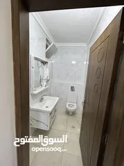 17 شركة القلمون شقق للبيع