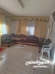  11 للبيع بيت مع أرض في منطقة إيدون – إربد