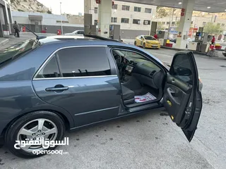  2 هوندا اكورد 2006