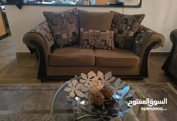  2 طقم كنب بحالة ممتازه خشب زان ثقيل تفصيل