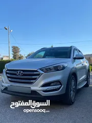  1 توسان بنزين 2000سيسي 2016