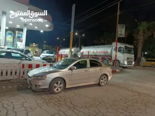  2 لانسر ماتور 1800للبيع