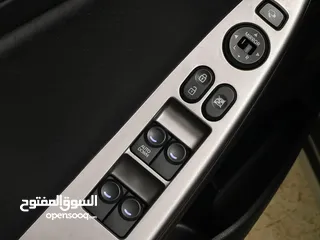  4 اكسنت 2019 اعلى فئة كاملة الاضافات ترخيص 2018 (الرجاء قراءة الوصف)