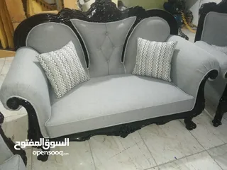  17 تنجيد جميع انواع الكنب والجلسات العربيه والخليجيه  وصيانه الكنب داخل المنزل