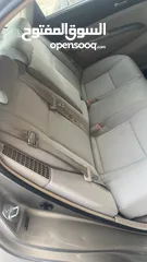  12 Toyota prius 2005  وارد امريكي مالك وحيد من 2010