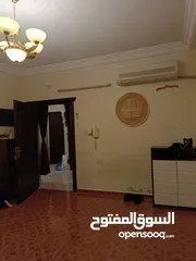  13 منزل للايجار* طبعا سوف يتم تفريغه من جميع مافيه من أكياس وكراتين*