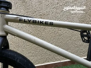  2 للبيع قاري bmx flybike