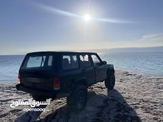  3 للبيع - جيب شيروكي XJ موديل 1999  جاهز للبر والمغامرات!