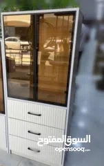  4 خزانة العرض الفاخرة – ترتيب + فخامة + أناقة بقطعة وحدة