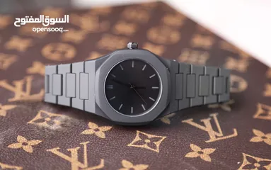  1 ساعة دي ون ميلانو مكفولة وتوصيل مجانا باقل سعر