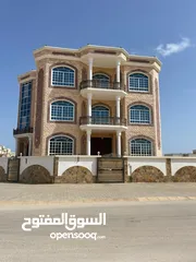  1 بيت للبيع بناء شخصي على أرضين ركنيات (جزيره) فالسعاده الشمالية بالقرب من جامع محي الدين