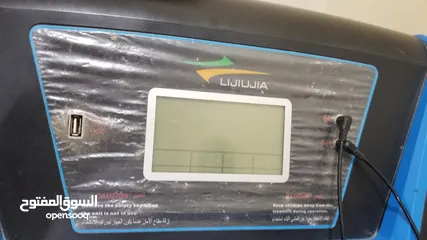  7 اله جري رياضيه مع جهاز الهزاز البطن