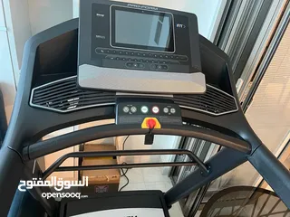  2 Treadmill proform T10