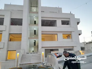  15 شقه طابق اول 190 m في منطقه رجم عميش منطقه فلل وقصور مشروع سكن خاص بسعر مميز