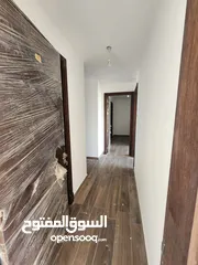  11 شقة فارغة للبيع بين الدوار الرابع و الخامس(عدد 2 ) - ref: 14611