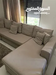  4 طقم كنب جلوس مستعمل بحاله ممتازه للبيع 10 مقاعد