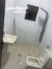  19 بيت للبيع يحوي على شقتين كل شقه لها سطحها الخاص بقوشان منفصل