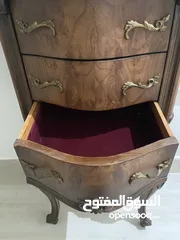  2 كبت فديم جدا لأكن نظيف