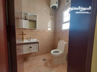  8 4 Bedrooms Villa for Rent in Al Hail REF:878R