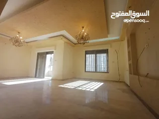  13 شقه فارغه للايجار خلدا