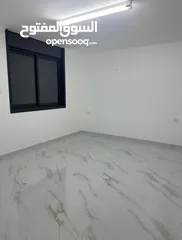  3 شقه للإيجار