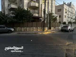  1 شقة ارضية فاخره للبيع في حي الرونق خلف النادي الاهلي