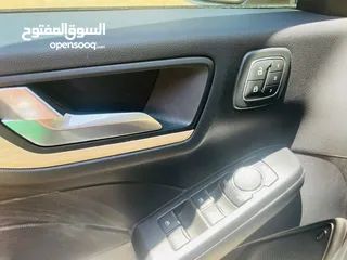  16 فورد اسكيب Escape Titanum موديل 2021