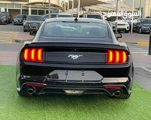  14 Ford Mustang Eco Boost 2020