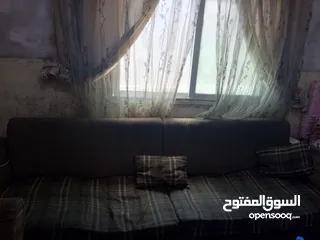  7 طقم كورنر10مقاعد يحتاج للصيانه خشب ممتاز مش تجاري تفصيل