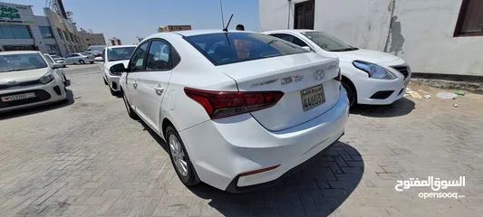  2 HYUNDAI ACCENT 2019