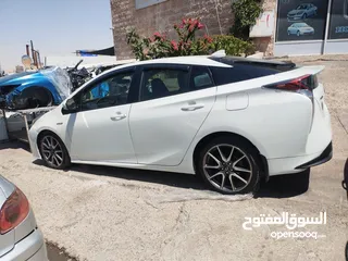  2 تويوتا بريوس  بيرسونا  Toyota Prius Persona