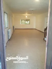  13 بيت 3 طوابق دوبلكس للبيع