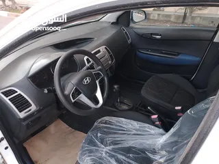  7 هيونداي i20 سنة 2011 اوتوماتيك ماتور 1.4