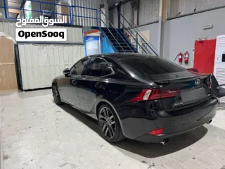  2 لكزس البيع