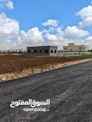  8 فرصة سكنية استثمارية قطع أراضي في منطقة الروضة ناعور قبل بلدية حسبان سكن ج مساحات متنوعة وموقع مميز