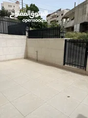  3 بالاقساط ارضية مع مدخل خاص في اجمل مناطق مرج الحمام و بتشطيب حديث و مميز