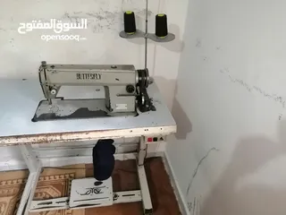  19 مكينة خياطه  Buttfrfly صناعه صيني ممتاز  تصلح استخدام صناعي او منزلي تحتوي على زيت وابر وبكرتين