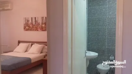  7 شقة مفروشة للإيجار 165م2 ( Property 11115 )-174848041