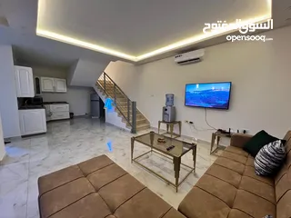  6 شاليه بمواصفات فاخره في البحر الميت للبيع